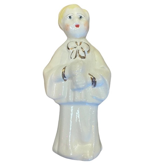 Vintage 1950s Christmas choir boy rosy cheeks and red lips - Picture 1 of 4